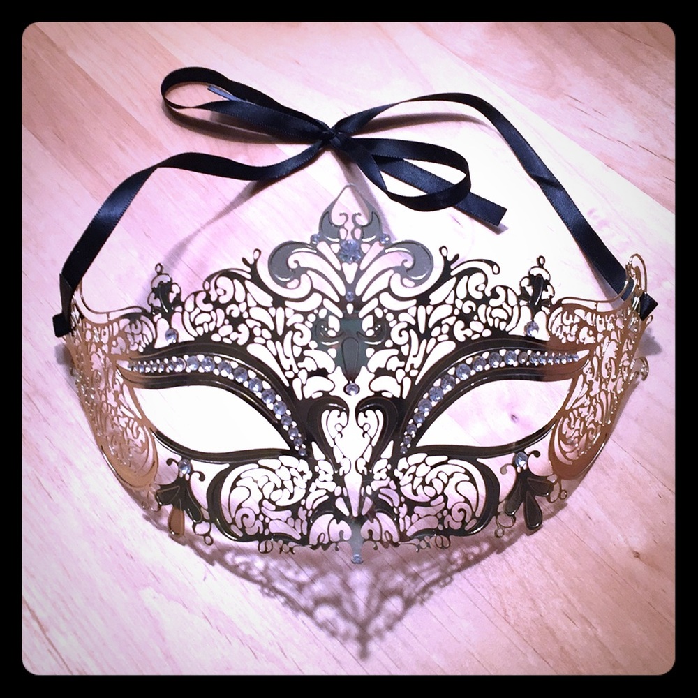 Masquerade Gold Mask